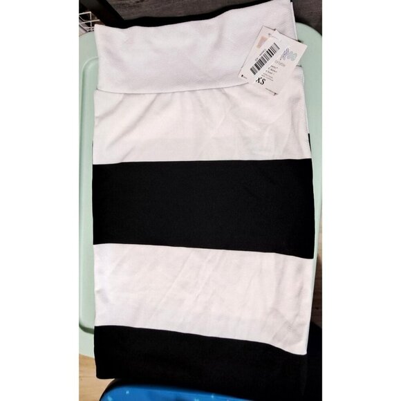 LuLaRoe Cassie XS Black White Stripe Pull On Pencil Skirt - Picture 1 of 5